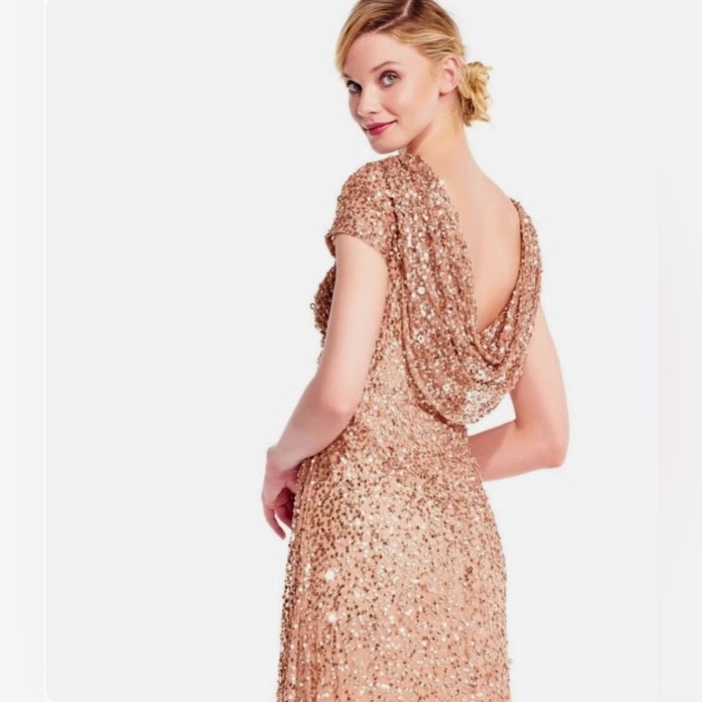 Adrianna Papell Rose Gold Sequin Cowl back SSleeve long evening dress size 4P